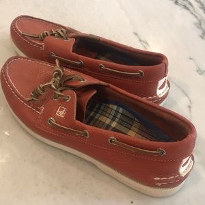 Sperry Topsiders
